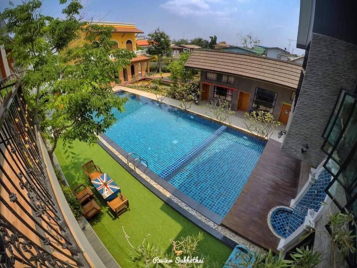 Aenguy Hostel Sukhothai Bagian luar foto
